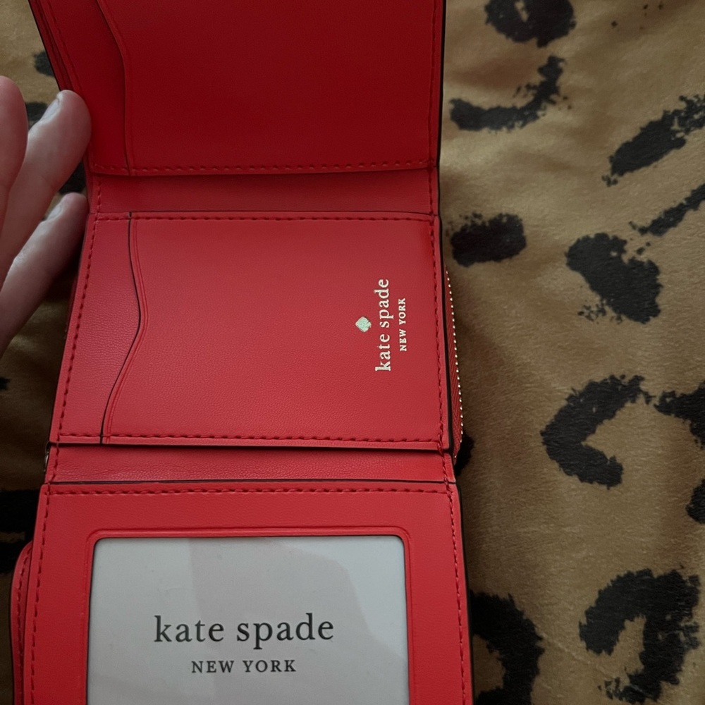 Kate Spade Vibrant Red Wallet - Picture 2 of 6